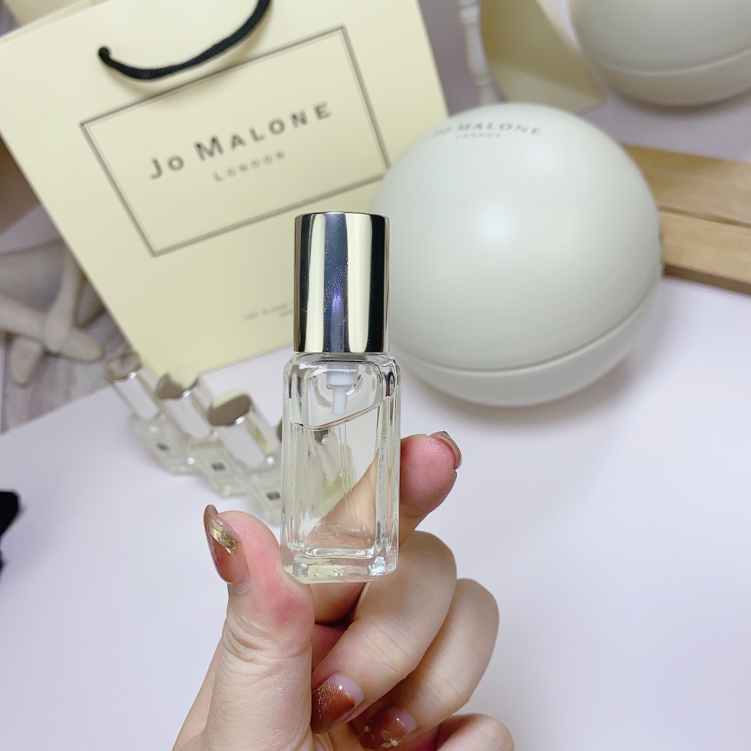 Jo Malone perfume